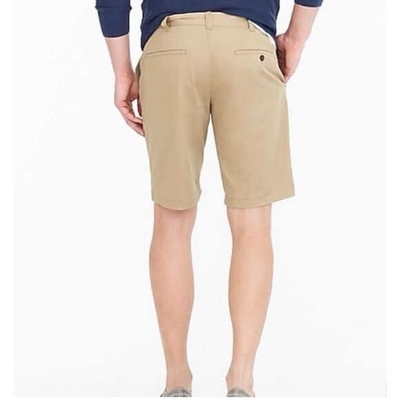 J. CREW Khaki Color 10.5" Stretch Shorts Waist 30 - Picture 2 of 7